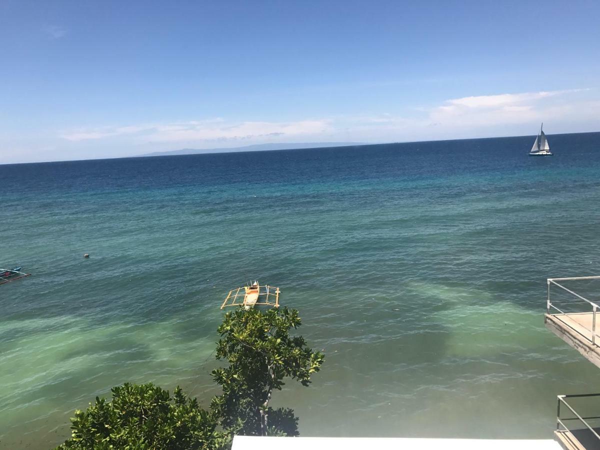 Babylon Oslob Coast Guesthouse Exterior photo